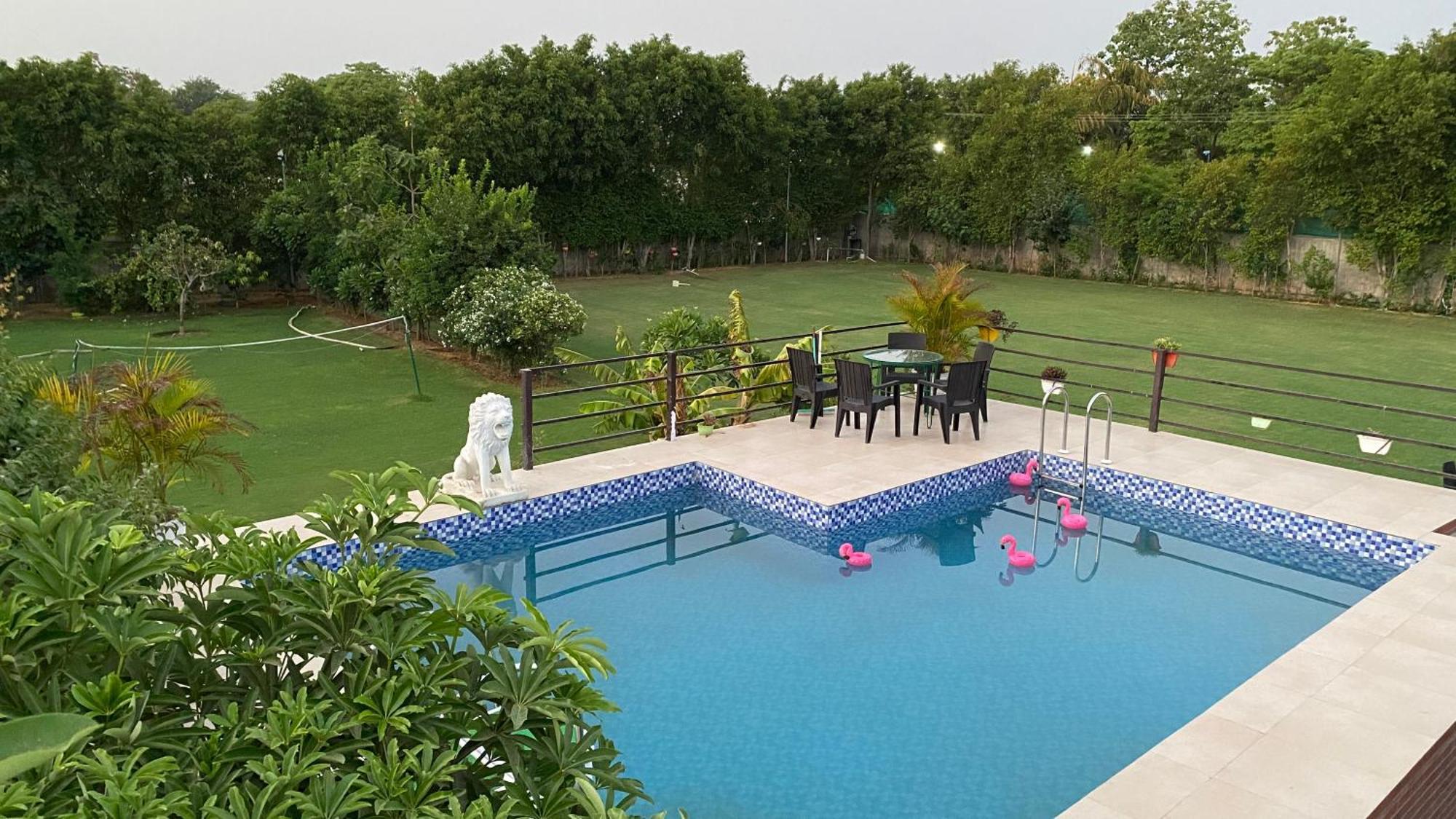 The Singh Farm Cosy Private Pool Farm Villa Gurgaon Exterior photo